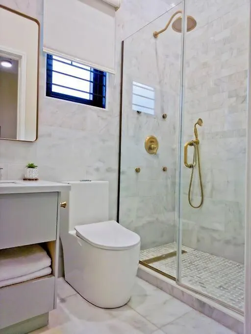 Villa Topenga Ocean View Luxury 2 Bedroom Content